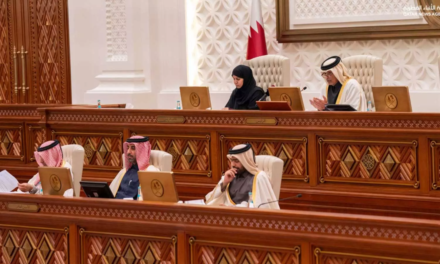 സോഷ്യൽ മീഡിയ ഇൻഫ്ലുവൻസർമാർക്ക് ലൈസൻസ്; കാബിനറ്റിന് നിർദേശം സമർപ്പിച്ച് ഖത്തർ ശൂറ കൗൺസിൽ സോഷ്യൽ മീഡിയ ഇൻഫ്ലുവൻസർമാർക്ക് ലൈസൻസ്; കാബിനറ്റിന് നിർദേശം സമർപ്പിച്ച് ഖത്തർ ശൂറ കൗൺസിൽ