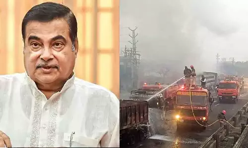ജയ്പൂർ ഹൈവേ തീപിടിത്തം; കേന്ദ്ര മന്ത്രി നിതിൻ ഗഡ്കരിയുടെ രാജിയാവശ്യപ്പെട്ട് രാജസ്ഥാൻ കോൺഗ്രസ് ജയ്പൂർ ഹൈവേ തീപിടിത്തം; കേന്ദ്ര മന്ത്രി നിതിൻ ഗഡ്കരിയുടെ രാജിയാവശ്യപ്പെട്ട് രാജസ്ഥാൻ കോൺഗ്രസ്