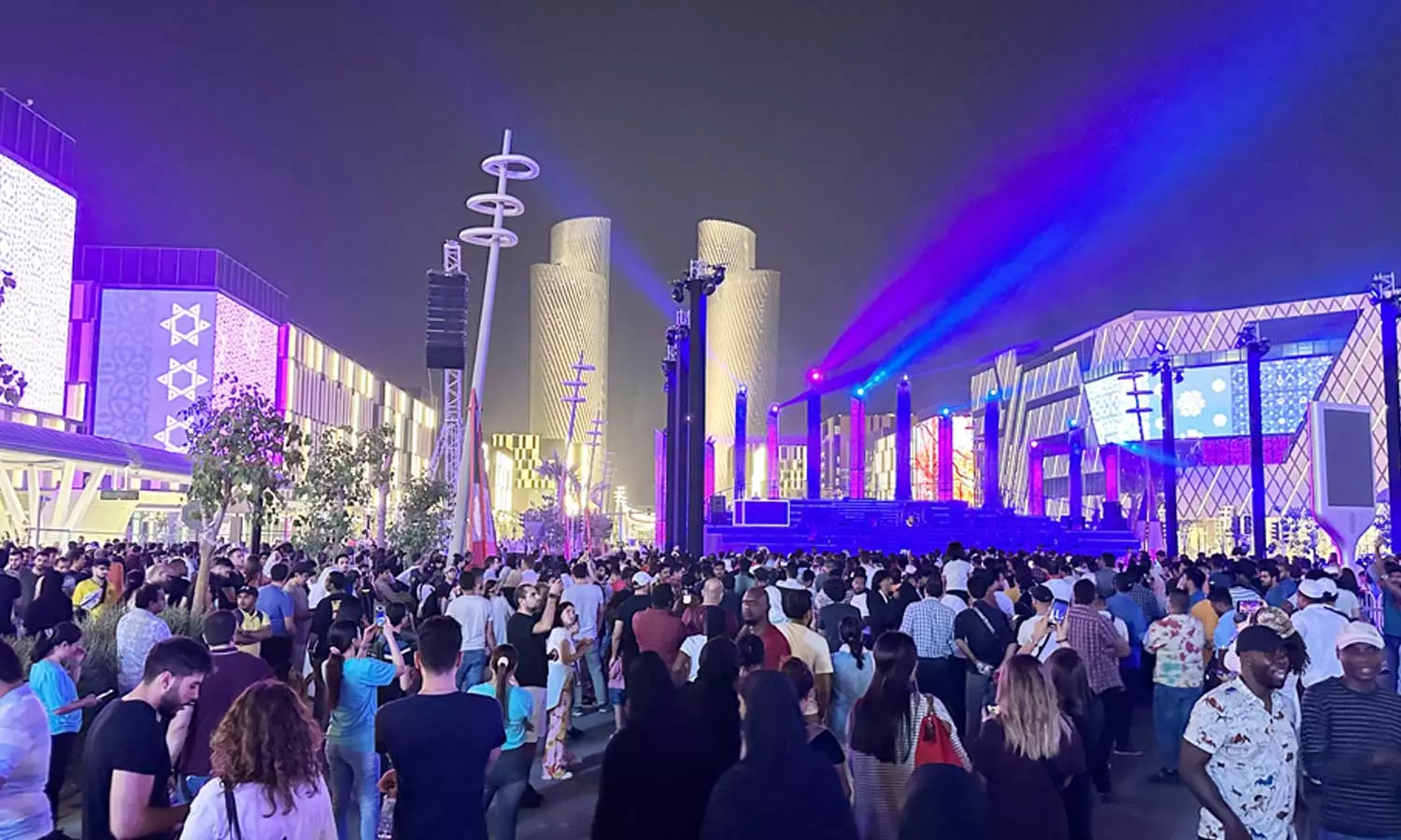 പുതുവത്സരാഘോഷം; ഖത്തറിൽ വെടിക്കെട്ടും ആഘോഷങ്ങളുമായി ലുസൈൽ ബൊലേവാദ്