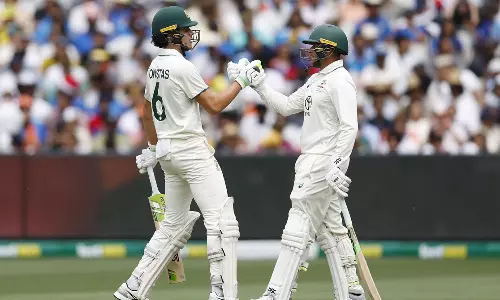 ബോക്സിങ് ഡേയില്‍ നിലയുറപ്പിച്ച് ഓസീസ്; ഓപ്പണര്‍മാര്‍ക്ക് ഫിഫ്റ്റി