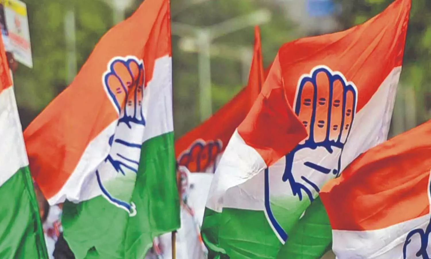 ഹിന്ദി ബെൽറ്റിലെ മുതിർന്ന നേതാക്കൾക്ക് സുപ്രധാന ചുമതല; കോൺഗ്രസിൽ വൻ അഴിച്ചുപണിക്ക് നീക്കം ഹിന്ദി ബെൽറ്റിലെ മുതിർന്ന നേതാക്കൾക്ക് സുപ്രധാന ചുമതല; കോൺഗ്രസിൽ വൻ അഴിച്ചുപണിക്ക് നീക്കം