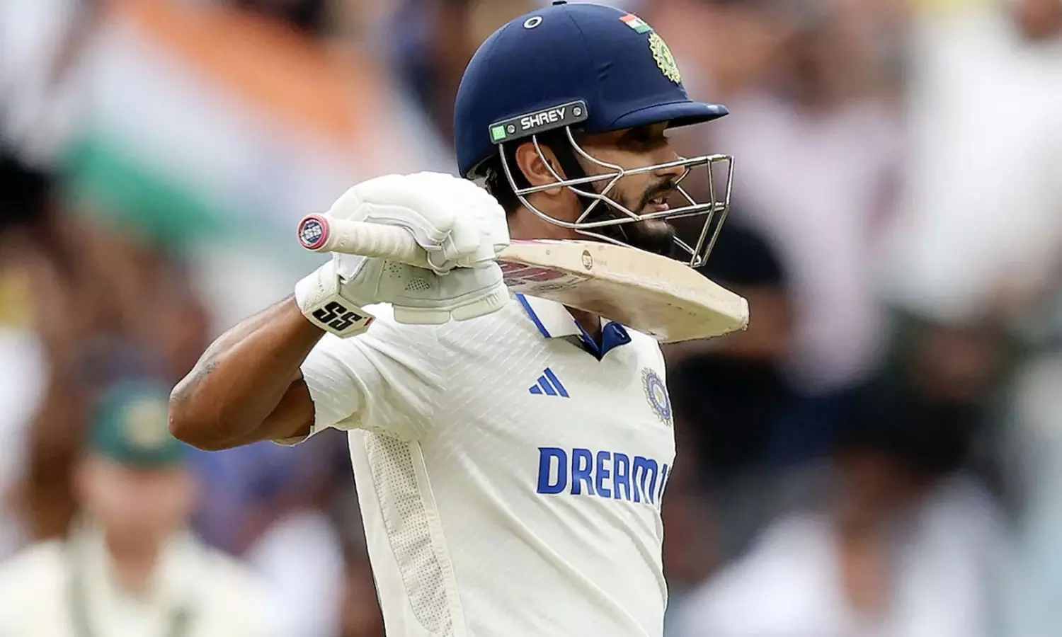 നിലയുറപ്പിച്ച് നിതീഷ്; മെല്ബണില് ഇന്ത്യ പൊരുതുന്നു നിലയുറപ്പിച്ച് നിതീഷ്; മെല്ബണില് ഇന്ത്യ പൊരുതുന്നു