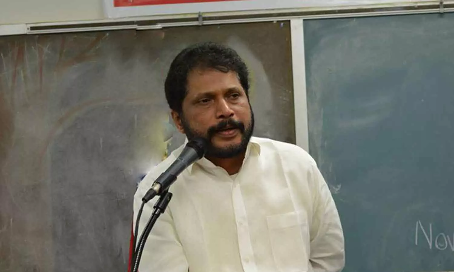 രാജു എബ്രഹാം സിപിഎം പത്തനംതിട്ട ജില്ലാ സെക്രട്ടറി; ജില്ലാ കമ്മിറ്റിയിൽ ആറ് പുതുമുഖങ്ങൾ രാജു എബ്രഹാം സിപിഎം പത്തനംതിട്ട ജില്ലാ സെക്രട്ടറി; ജില്ലാ കമ്മിറ്റിയിൽ ആറ് പുതുമുഖങ്ങൾ