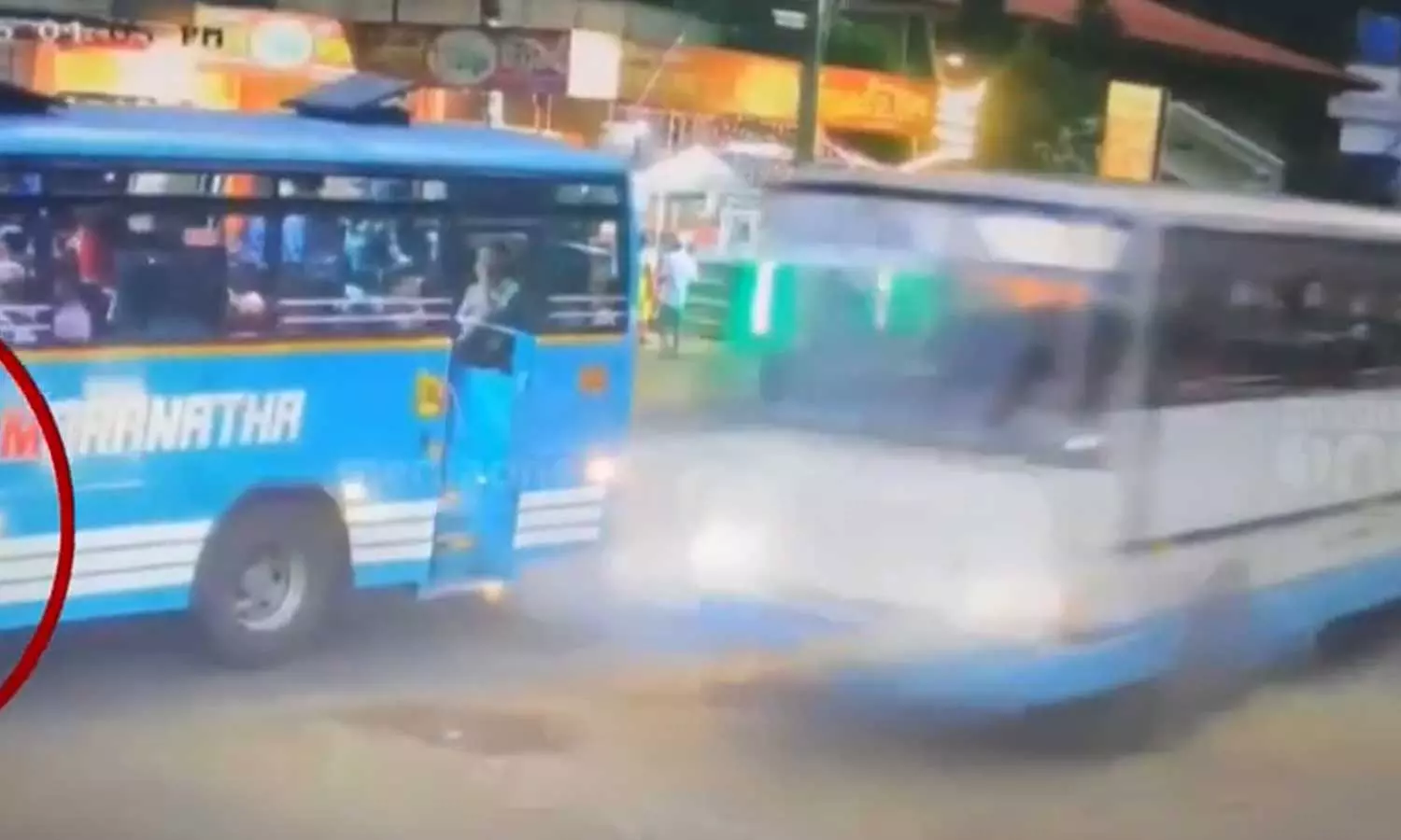 ബസ്സുകളുടെ മത്സരയോട്ടത്തിൽ നടപടിയുമായി മോട്ടോർ വാഹന വകുപ്പ് ബസ്സുകളുടെ മത്സരയോട്ടത്തിൽ നടപടിയുമായി മോട്ടോർ വാഹന വകുപ്പ്