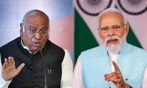 മനുവാദി മോദി സർക്കാരിന് കീഴിൽ ദലിതരും ആദിവാസികളും ദുരിതമനുഭവിക്കുന്നു: മല്ലികാർജുൻ ഖാർഗെ