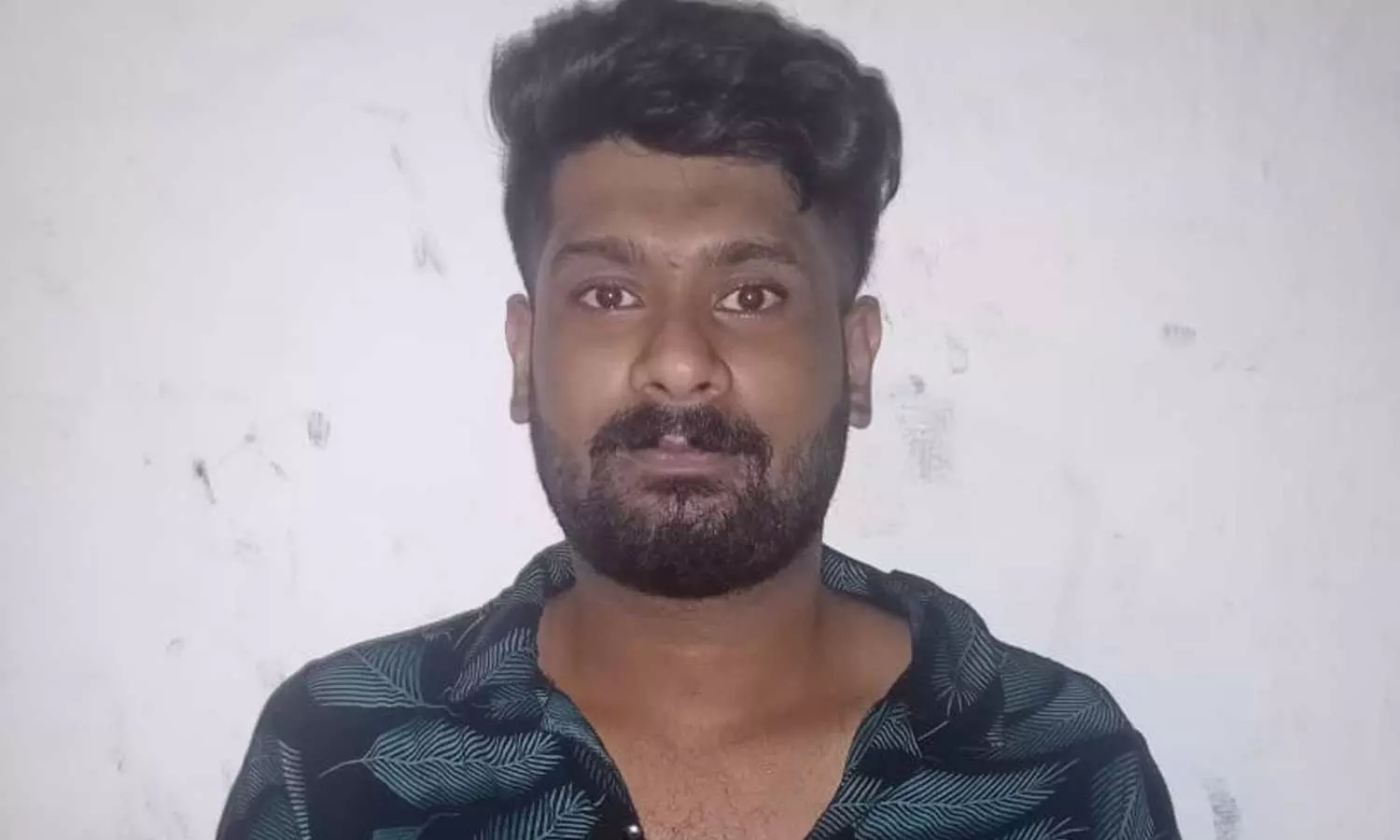 കോഴിക്കോട് മോഷ്ടിച്ച വാഹനവുമായി യുവാവ് പിടിയിൽ കോഴിക്കോട് മോഷ്ടിച്ച വാഹനവുമായി യുവാവ് പിടിയിൽ