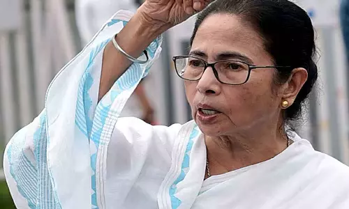 Border Force BSF Letting Infiltrators Enter Bengal, Claims Mamata Banerjee
