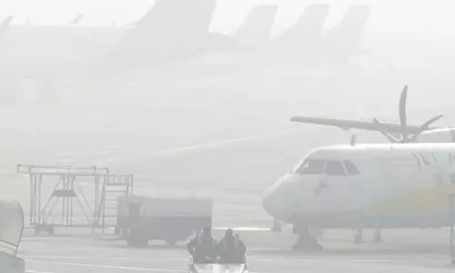 കനത്ത മൂടൽ മഞ്ഞ്: നൂറിലധികം വിമാനങ്ങൾ വൈകുമെന്ന് ഡൽഹി വിമാനത്താവള അധികൃതർ