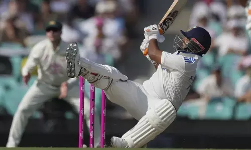 സ്റ്റാർക്കിനെ പറപ്പിച്ച പന്താട്ടം; പഴങ്കഥയായത് 50 വർഷം പഴക്കമുള്ളൊരു റെക്കോർഡ്