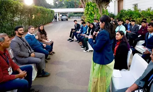 ബിജെപിയുടെയും കോൺഗ്രസി​ൻ്റെയും വിദ്യാഭ്യാസ രീതിയിലെ മാറ്റമെന്തെന്ന്​ വിദ്യാർഥികൾ; മറുപടി നൽകി രാഹുൽ ഗാന്ധി