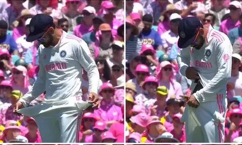 എന്‍റെ കീശയിൽ സാന്‍റ് പേപ്പറൊന്നുമില്ല ; പരിഹസിച്ച ഓസീസ് ആരാധകരെ ട്രോളി കോഹ്ലി