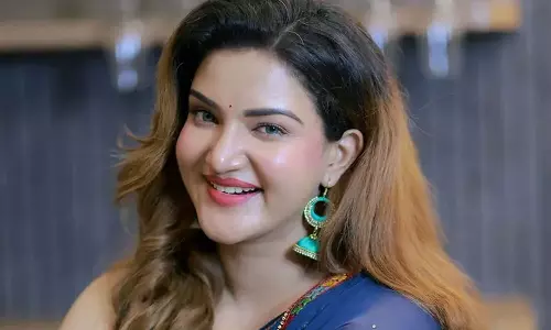 സൈബർ ആക്രമണം: ഫേസ്ബുക്കിൽ അശ്ലീല പോസ്റ്റിട്ട 27 പേർക്കെതിരെ പരാതി നൽകി ഹണി റോസ്