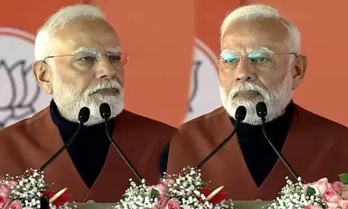 PM Narendra Modi’s teleprompter stops working in BJPs Delhi rally; Opposition trolls, Modi teleprompter, Rohini, BJP,