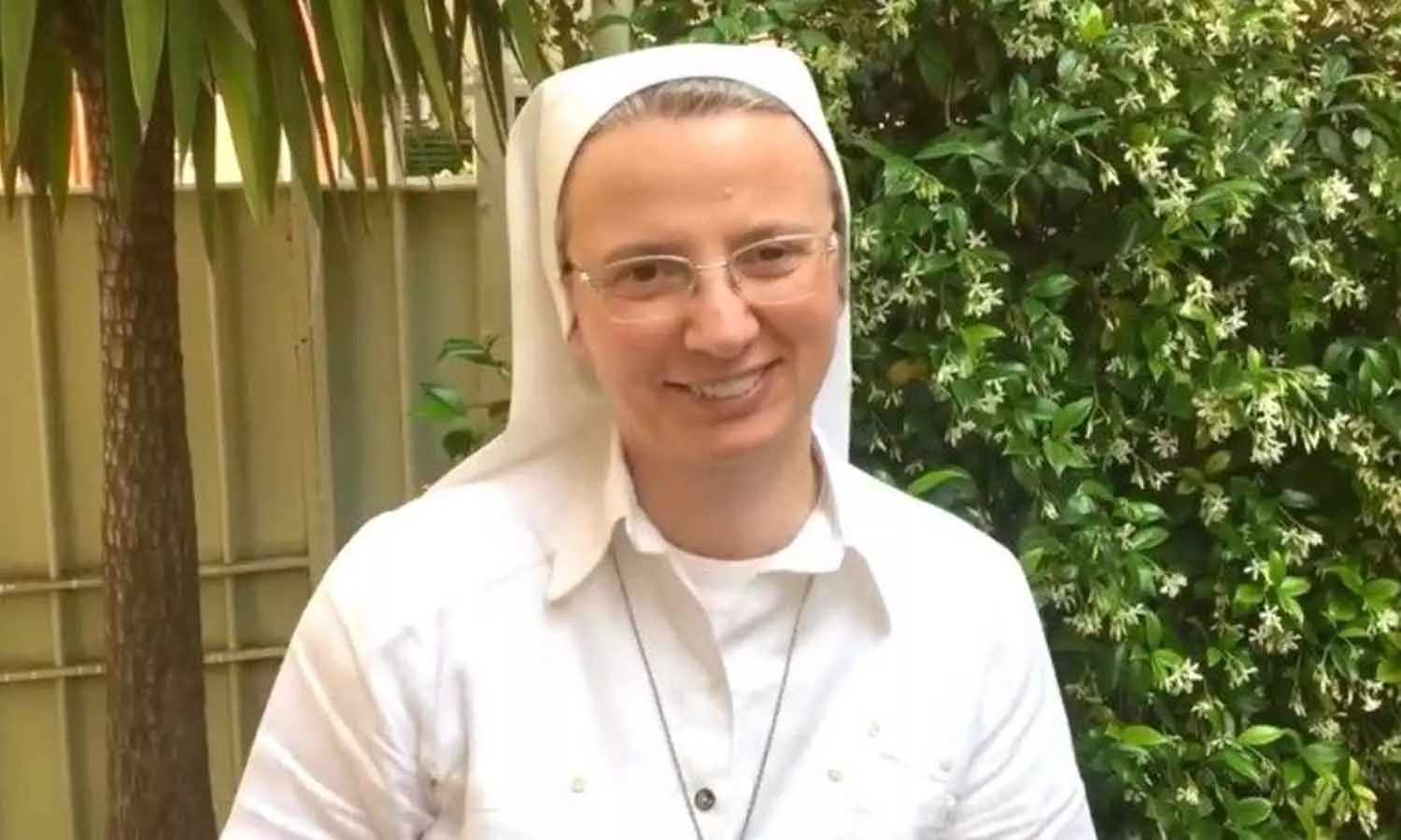 Pope appoints Sr. Simona Brambilla as Vaticans first female prefect