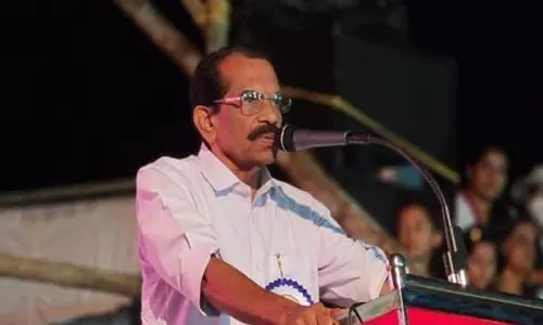 പെരിയ ഇരട്ടകൊലപാതക കേസ്; പ്രതികളുടെ ശിക്ഷാ വിധി മരവിപ്പിച്ചത് ആശ്വാസകരമെന്ന് എംവി ബാലകൃഷ്ണൻ