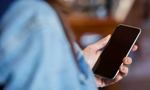 സോഷ്യല്‍ മീഡിയയില്‍നിന്ന് കുട്ടികളെ അകറ്റിനിര്‍ത്തണം; മാര്‍ഗനിര്‍ദേശങ്ങളുമായി ഗുജറാത്ത്