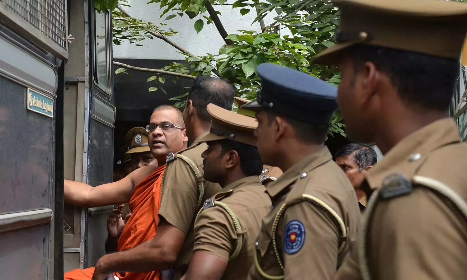 ഇസ്‌ലാമിനെ അപമാനിച്ചു, മതസ്പർധ പ്രചരിപ്പിച്ചു,  ബുദ്ധ സന്യാസിക്ക് തടവുശിക്ഷ വിധിച്ച് ശ്രീലങ്ക