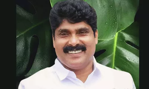 ആർ.പി രവീന്ദ്രൻ സ്മാരക ഹസ്ത പുരസ്‌കാരം അഡ്വ ടി. സിദ്ദീഖ് എം.എൽ.എക്ക്