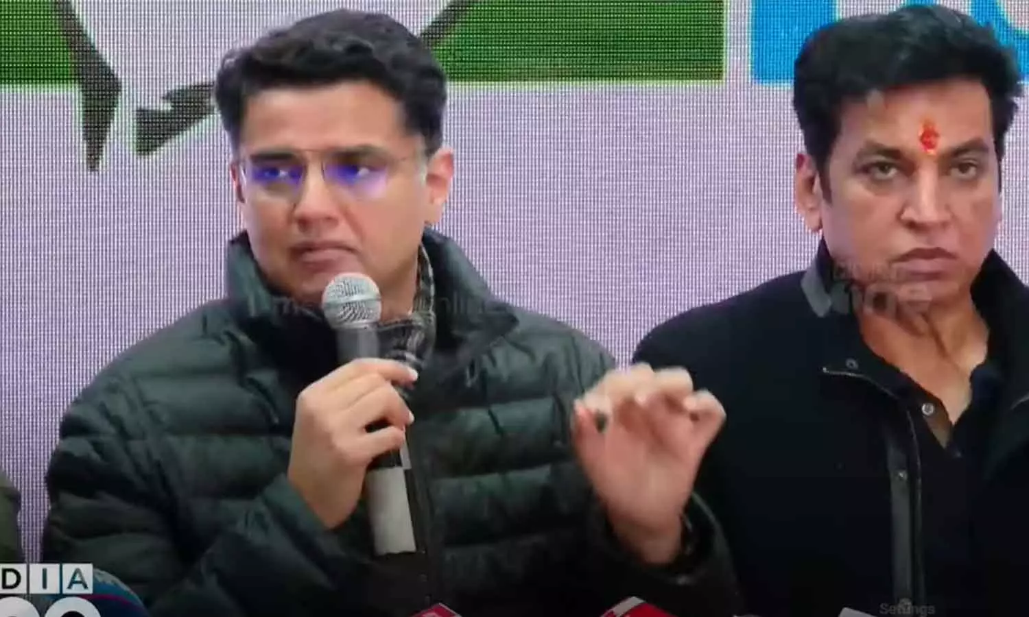 തൊഴിൽരഹിതരായ യുവാക്കൾക്ക് പ്രതിമാസം 8500 രൂപ; ഡൽഹിയിൽ പുതിയ പദ്ധതി പ്രഖ്യാപിച്ച് കോൺഗ്രസ്