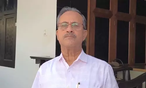 ‘ഭീകരമായ തട്ടിപ്പ് കേസുകളിൽ നിന്ന് രക്ഷപ്പെടാനാണ് ലീഗിനെ കുറ്റം പറയുന്നത്‘; കേക്ക് വിവാ​ദത്തിൽ ഹമീദ് ഫൈസിക്കെതിരെ PMA സലാം