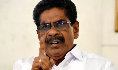 യഥാർത്ഥ കോൺഗ്രസുകാർ ജാഗ്രത കാണിക്കണം; തൃണമൂൽ കോൺഗ്രസിന്റെ വരവിൽ മുന്നറിയിപ്പുമായി മുല്ലപ്പള്ളി രാമചന്ദ്രൻ