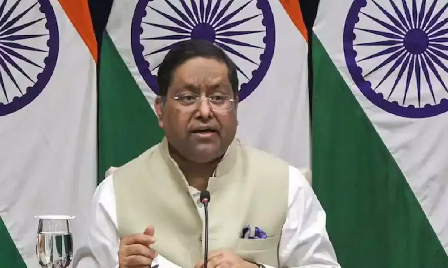 റഷ്യൻ കൂലിപ്പട്ടാളത്തിൽ അവശേഷിക്കുന്ന ഇന്ത്യക്കാരെ ഉടൻ നാട്ടിലെത്തിക്കണമെന്ന് വിദേശകാര്യ മന്ത്രാലയം റഷ്യൻ കൂലിപ്പട്ടാളത്തിൽ അവശേഷിക്കുന്ന ഇന്ത്യക്കാരെ ഉടൻ നാട്ടിലെത്തിക്കണമെന്ന് വിദേശകാര്യ മന്ത്രാലയം