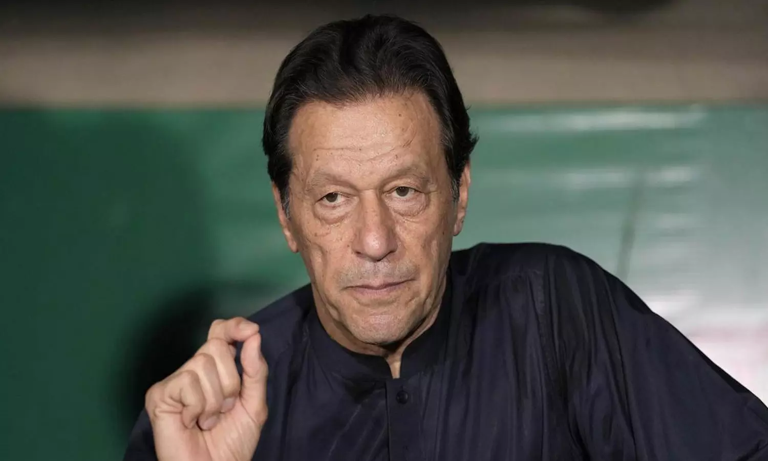 അൽ ഖാദിർ ട്രസ്റ്റ് അഴിമതിക്കേസ്: ഇമ്രാൻ ഖാനും ഭാര്യയ്ക്കും തടവുശിക്ഷ