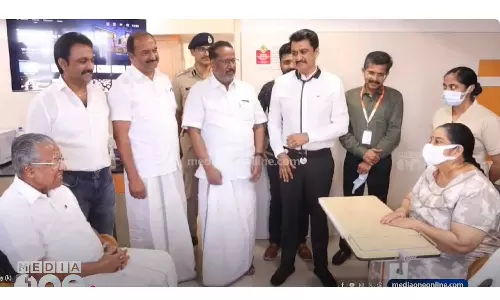 ഉമയെ കാണാൻ മുഖ്യമന്ത്രിയെത്തി; ആരോഗ്യനിലയിൽ മികച്ച പുരോഗതിയെന്ന് അധികൃതർ