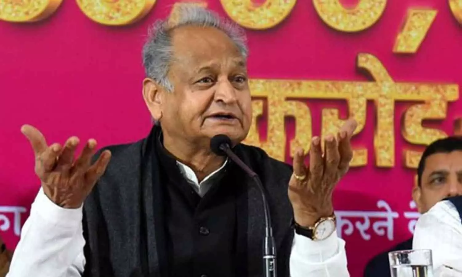 ചരിത്രത്തെ വളച്ചൊടിക്കാൻ ബിജെപിയും ആർഎസ്എസും ശ്രമിക്കുന്നു: അശോക് ഗെലോട്ട്‌