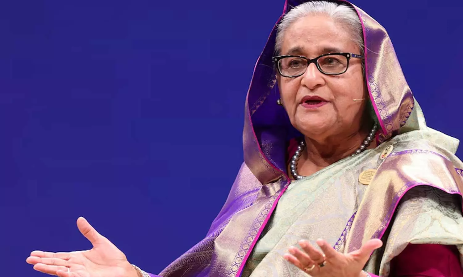 20-25 മിനിറ്റിനുള്ളിൽ ഞങ്ങൾ മരണത്തിൽ നിന്ന് രക്ഷപ്പെട്ടു; വൈകാരിക പ്രതികരണവുമായി ഷെയ്ഖ് ഹസീന