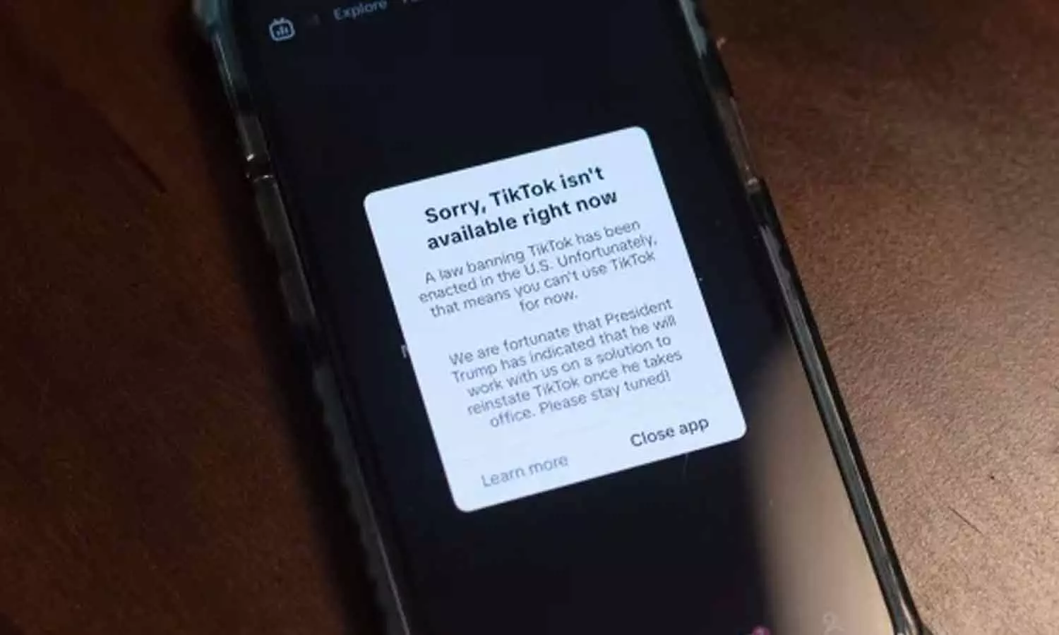 നിരോധനത്തിന് മണിക്കൂറുകൾക്കു മുമ്പ് യുഎസിൽ സേവനം അവസാനിപ്പിച്ച് ടിക് ടോക്ക്