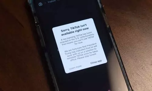 നിരോധനത്തിന് മണിക്കൂറുകൾക്കു മുമ്പ് യുഎസിൽ സേവനം അവസാനിപ്പിച്ച് ടിക് ടോക്ക്