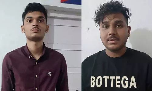 ഷെയർമാർക്കറ്റിൽ നിന്ന് അധികവരുമാനം നൽകാമെന്ന് കാണിച്ചു പണം തട്ടി; കോഴിക്കോട് രണ്ടു പേർ പിടിയിൽ