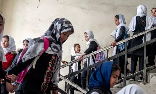 പെൺകുട്ടികൾക്ക് വിദ്യാഭ്യാസം വിലക്കരുത്, അവരെ പഠിക്കാൻ പറഞ്ഞയക്കണം; താലിബാൻ നേതാവ്