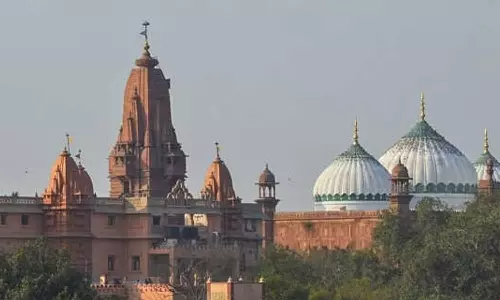 മഥുര ഷാഹി മസ്ജിദിൽ സർവേ നടത്തുന്നതിനുള്ള സ്റ്റേ നീട്ടി സുപ്രീം കോടതി