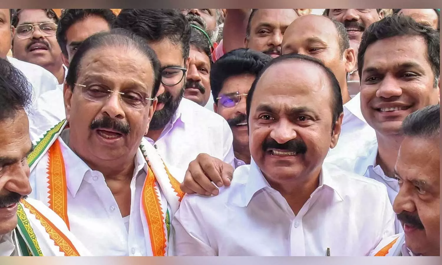 നേതൃമാറ്റ ചർച്ചമുറുകിയത് കോൺഗ്രസിലെ ഗ്രൂപ്പ് ബലാബലം മാറ്റിമറിക്കുമോ?