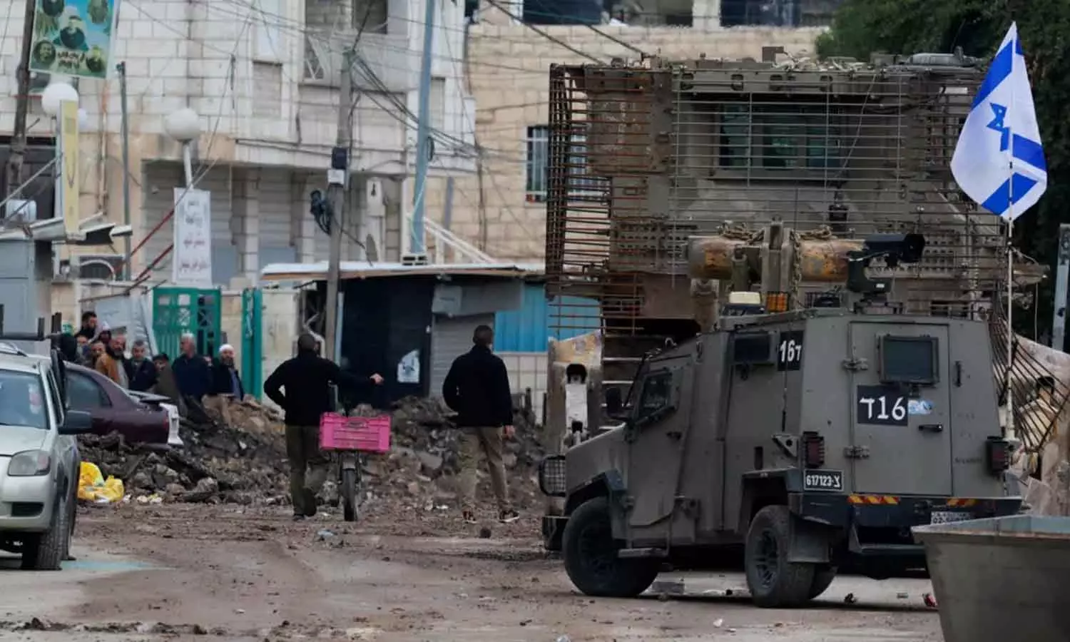 വെസ്റ്റ് ബാങ്കിൽ ആക്രമണം കനപ്പിച്ച് ഇസ്രായേൽ; 12 ഫലസ്തീനികൾ കൊല്ലപ്പെട്ടു