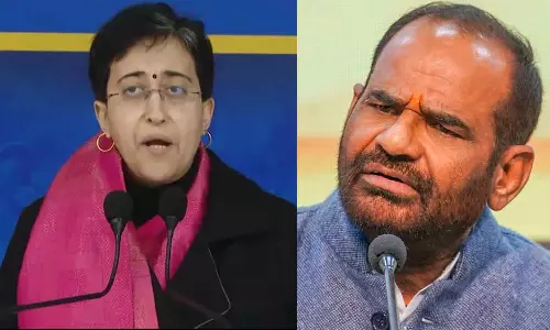 പ്രവർത്തകരെ ഭീഷണിപ്പെടുത്തുന്നു; ബിജെപിക്കെതിരെ തെളിവ് സഹിതം തെരഞ്ഞെടുപ്പ് കമ്മീഷന് പരാതി നൽകി അതിഷി