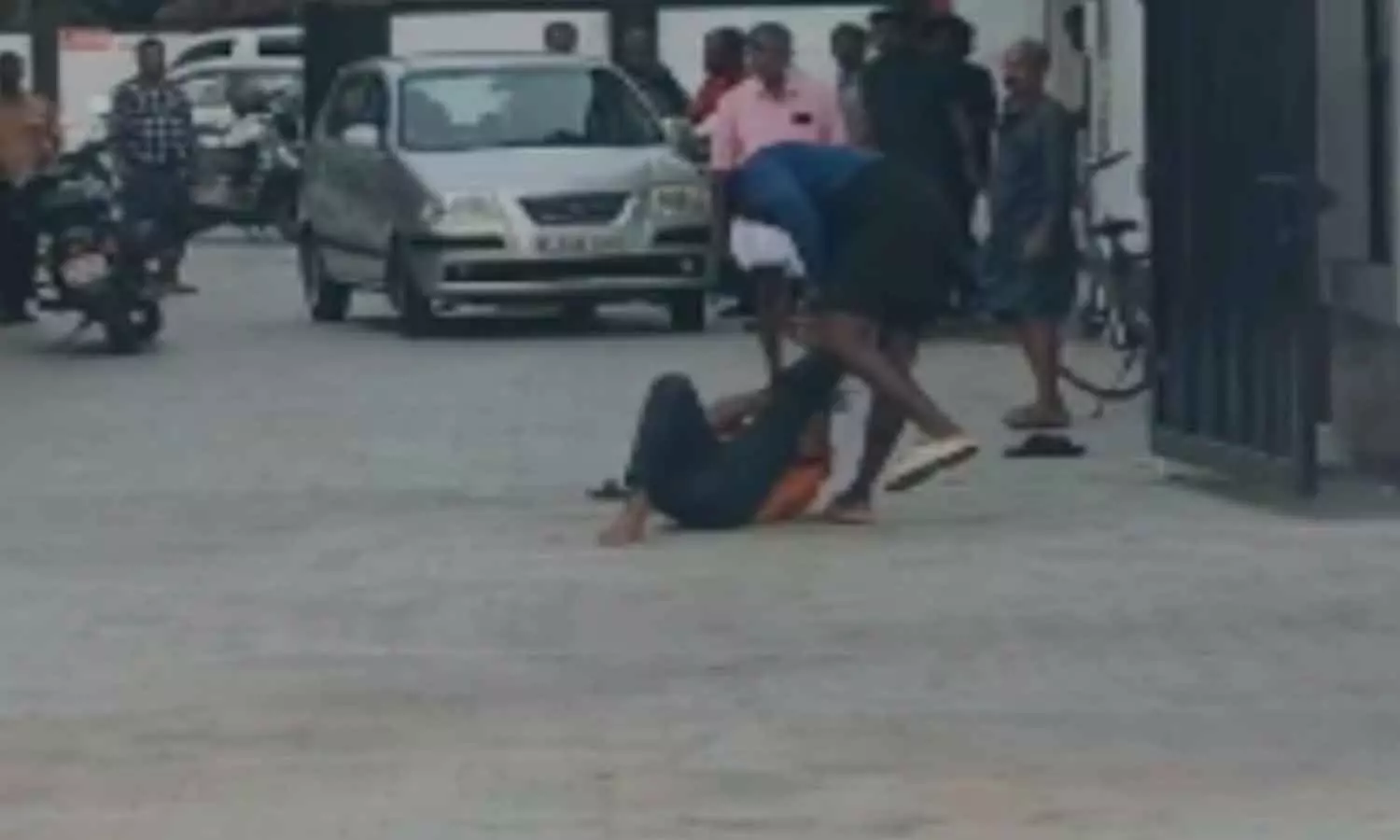 bar employee was stabbed in Alappuzha bar employee was stabbed in Alappuzha