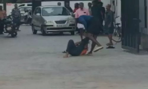 bar employee was stabbed in Alappuzha