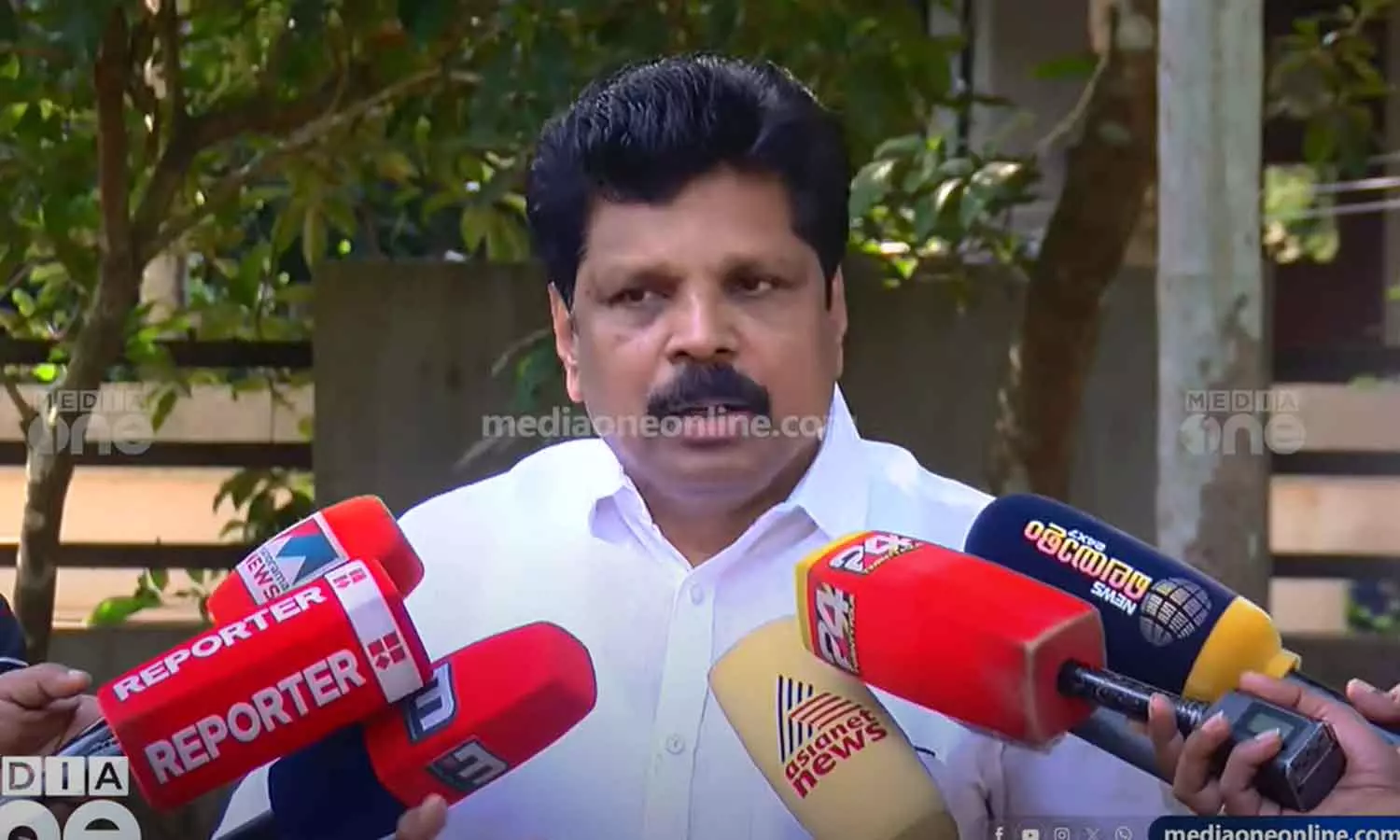 No dispute with the leader of the opposition Says AP Anilkumar