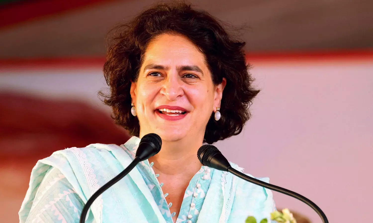 പ്രിയങ്ക ഗാന്ധി നാളെ വയനാട്ടില്‍; കടുവ ആക്രമണത്തിൽ കൊല്ലപ്പെട്ട രാധയുടെ വീട് സന്ദർശിക്കും