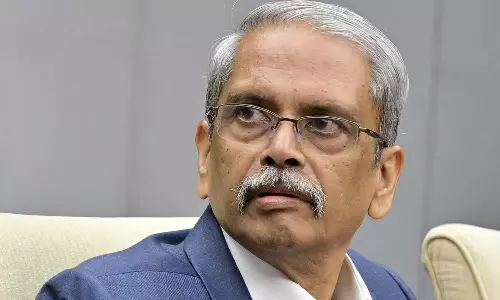 ഇൻഫോസിസ് സഹസ്ഥാപകൻ ക്രിസ് ഗോപാലകൃഷ്ണൻ ഉൾപ്പെടെ 18 പേർക്കെതിരെ പട്ടികജാതി-പട്ടികവർഗ അതിക്രമ നിയമപ്രകാരം കേസ്