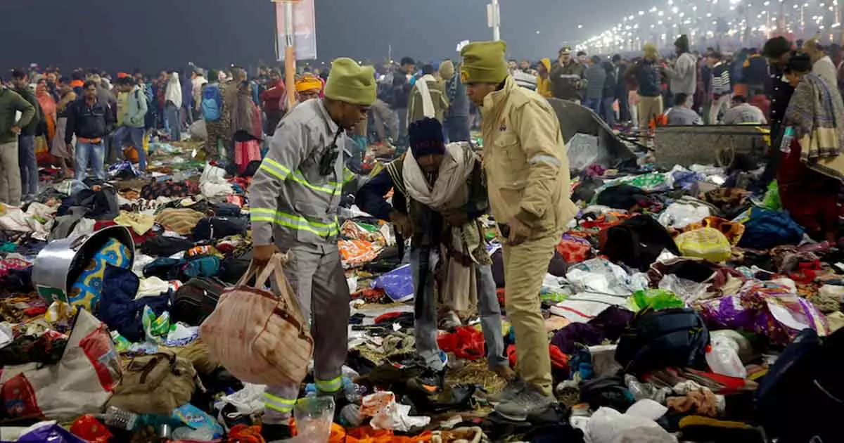Maha Kumbh, Stampede , UP, കുംഭമേളയിൽ തിക്കിലും തിരക്കിലും പെട്ട് നിരവധി പേർക്ക് പരിക്ക്; സ്ത്രീകളും കുട്ടികളും അടക്കം ആശുപത്രിയിൽ