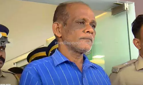 നെന്മാറ ഇരട്ടക്കൊലപാതകം: പ്രതി ചെന്താമര ആലത്തൂർ സബ്ജയിലിൽ തുടരും