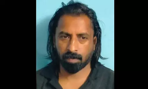 A youth was arrested with two kilos of ganja in Adimali A youth was arrested with two kilos of ganja in Adimali