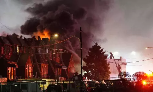 അമേരിക്കയിൽ വീണ്ടും വിമാനാപകടം: ചെറുവിമാനം ജനവാസ മേഖലയിൽ തകർന്നുവീണു