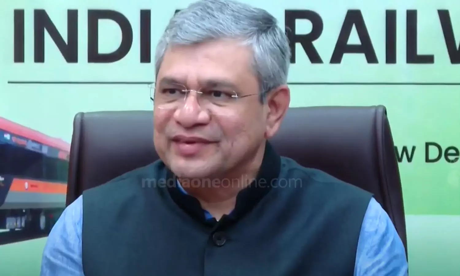 റെയില്വേ വികസനത്തിനായി കേരളത്തിന് 3,042 കോടി രൂപ: അശ്വിനി വൈഷ്ണവ് റെയില്വേ വികസനത്തിനായി കേരളത്തിന് 3,042 കോടി രൂപ: അശ്വിനി വൈഷ്ണവ്