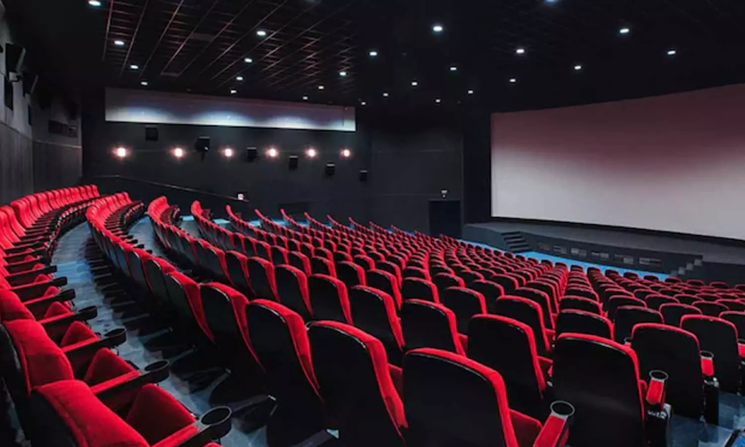 ജിഎസ്ടിക്കൊപ്പമുള്ള വിനോദ നികുതി കുറക്കണം; സംസ്ഥാനത്ത്  ജൂണ്‍ ഒന്ന് മുതല്‍ സിനിമാ സമരം