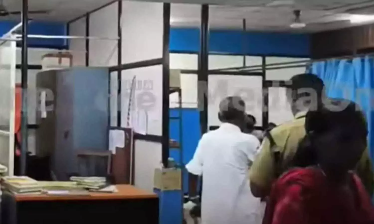 ദളിത് കുടുംബത്തിന് നേരെയുണ്ടായ പൊലീസ് അതിക്രമം: അന്വേഷണം ജില്ലാ ക്രൈംബ്രാഞ്ചിന് കൈമാറും